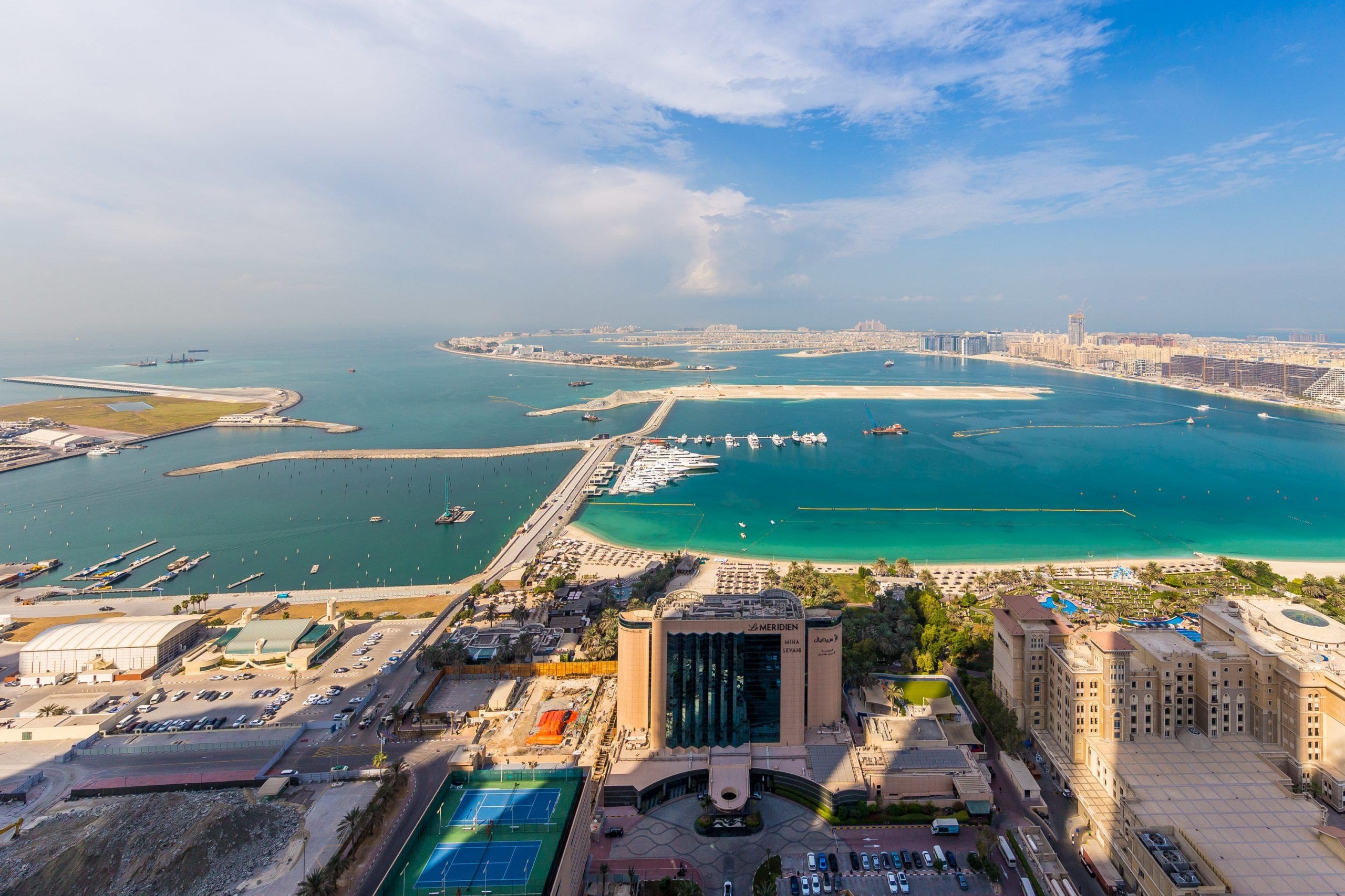 Supplied sea and Palm Jumeirah outlook reference; exact apartment, date and floor unverified